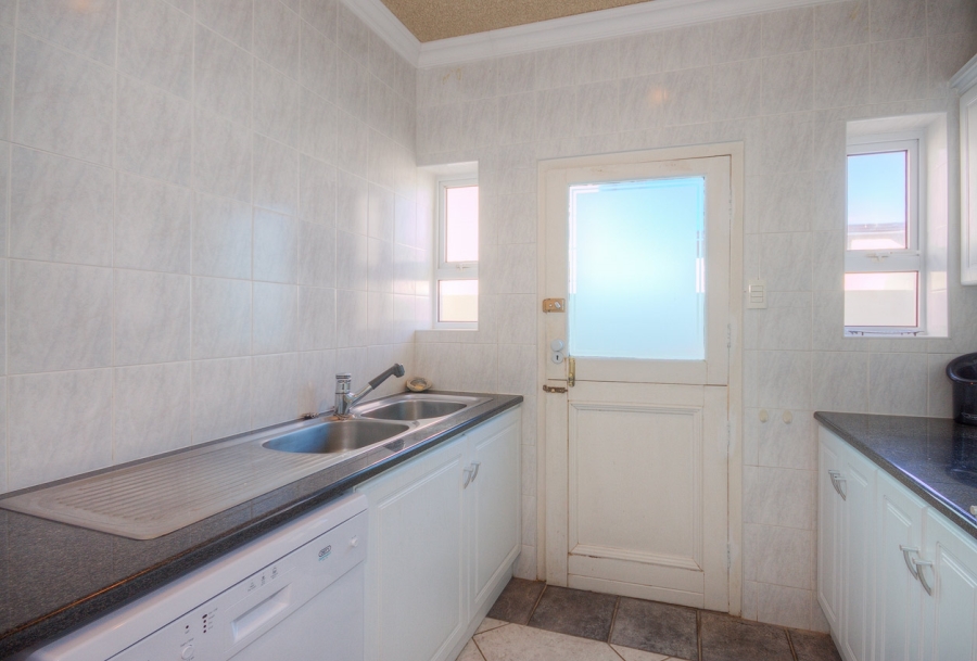 5 Bedroom Property for Sale in Royal Alfred Marina Eastern Cape